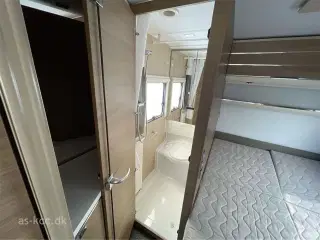 2018 - Adria Adora 522 UP Supreme Edition   Adria Adora 522 UP med Alde centralvarme, Isabella Ventura 2,5 m fortelt, 4 sovepladser, 5 siddepladser, Air Con, cykelstativ