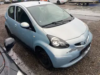 Aygo 1,4D sælges i dele, god motor og gear