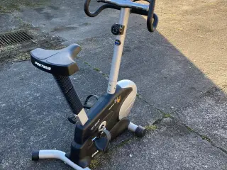 Motionscykel sælges.