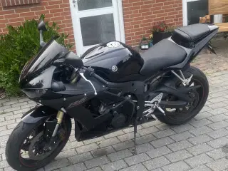 Yamaha YZF R6