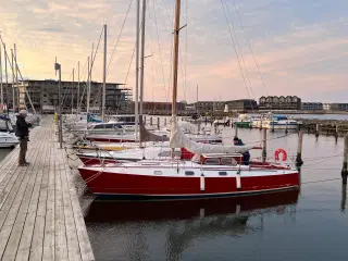 Klassisk LA-krydser med indenbords elmotor 