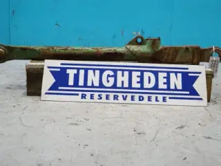 John Deere 4040 L.H. Liftarm R80667