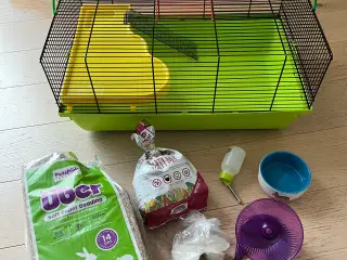 Hamsterbur med tilbehør