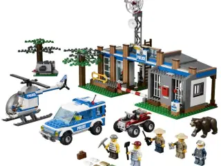 Lego City, 4440, Skovbetjentenes politistation.