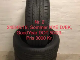 NYE Sommerdæk 245/45/19, 3000 Kr.