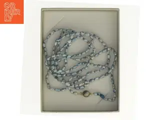 Halskæde med ægte perler (str. 10 x 8 cm)