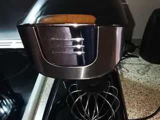 Køkken maskine med alt tilbehør