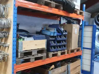 Pallereol uden indhold