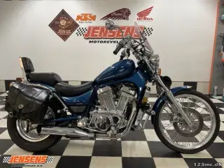 Suzuki VS 800 Intruder