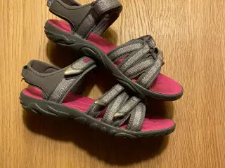 Teva sandaler str. 31