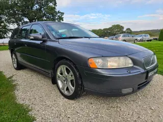 Volvo V70 2,4 140 Momentum