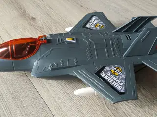 Soldier Force F35 jet fly 