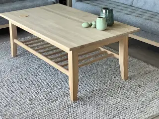 Sofabord og hjørnebord i massiv EG 