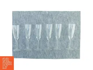 6 stk champagneglas (str. H 21 )