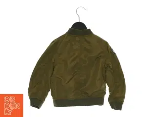 Jakke fra H&M (str. 104)
