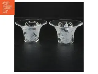 Glas vaser med bladmotiv (str. 11x6 cm)