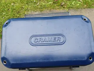 Grill model Cramer med to kogeblus ovenpå
