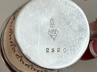 Vintage serveringsgenstande sælges. Læs beskrivels