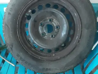 Vinterdæk på stålfælge til Golf 195/65 R15 Snowdra