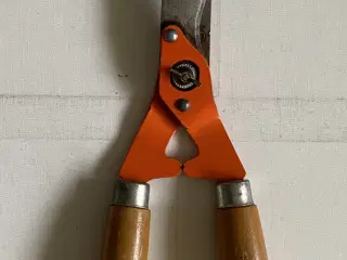 Gedigen, solid hækkeklipper