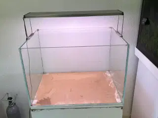 Akvarie Aquascaping 100 L inkl Bord