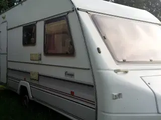 Lej billig campingvogn 3-6 pers.
