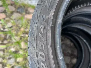 Vinter dæk sælger i mange modeller 