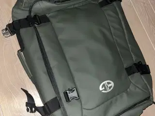 Stor grøn soft kuffert med 2 hjul og massere plads