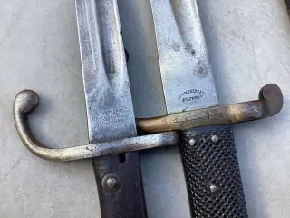 2 stk Bajonetter