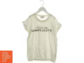 T-Shirt fra D-XEL (str. 152 cm)