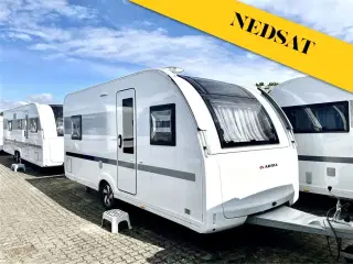 2022 - Adria Adora 472 UP    Adria Adora 472 UP 4 sovepladser, 4 siddepladser.Manuel mover, Isabella Sun Shine med front og Carbon x stænger Chefens vogn brugt 1 uge