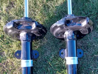 Støddæmpere til Renault Megane IV