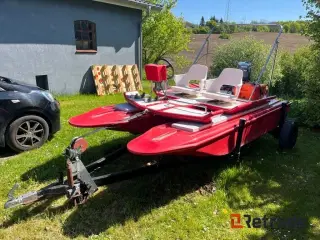 - - - Speedbåd Katamaran speedbåd 30hk