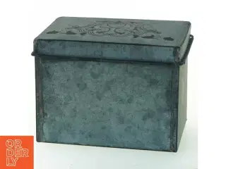 Metalkasse med låg (str. 13x10 cm)