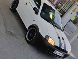 Toyota Starlet 