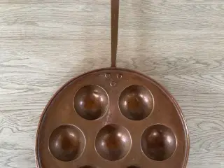 Æbleskivepande i kobber