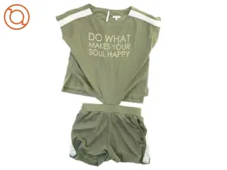 Jumpsuit fra Pomp de Lux (str. 134)
