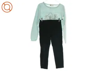 Bluse og bukser fra H&M (str. 122)