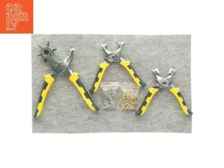 Forskelligt værktøj (str. 20 og 14 og 13cm)