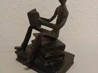 Skulptur af metal 