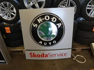 LYSSKILT, Skoda.