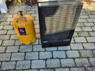 Gasvarmeovn m. 2  11 kg gasflasker