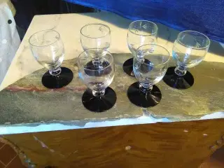 Holmegaard sortfod glas