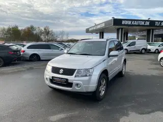 Suzuki Grand Vitara 1,9 DDIS GLS 4x4 129HK Van
