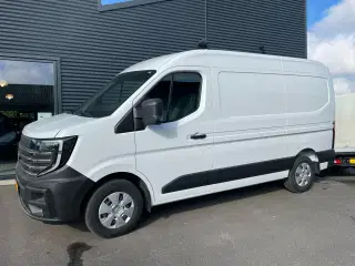Nissan Interstar L2H2 EL Tekna 141HK Van Aut.