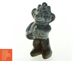 Keramikfigur af en trold (str. 9x4 cm)