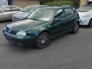 NYSYNET VW GOLF 1,8 5 dørs