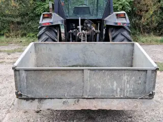 Sluf Bagmonteret kasse