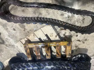 Gummibælter til minigraver