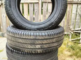 4 stk Michelin Agillis 3  215/65 R 16C  6PR 106/10